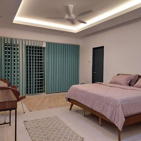 Yong Guesthouse กัวลากังซาร์ ภายนอก รูปภาพ
